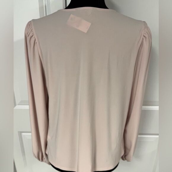 Express Ruched Front Top - Picture 2 of 5